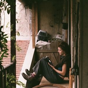 Meet your Posher, Ola